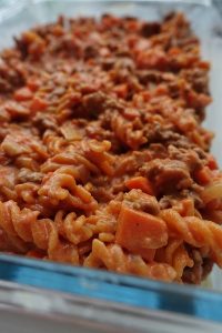 Kjøttdeig og pasta i form