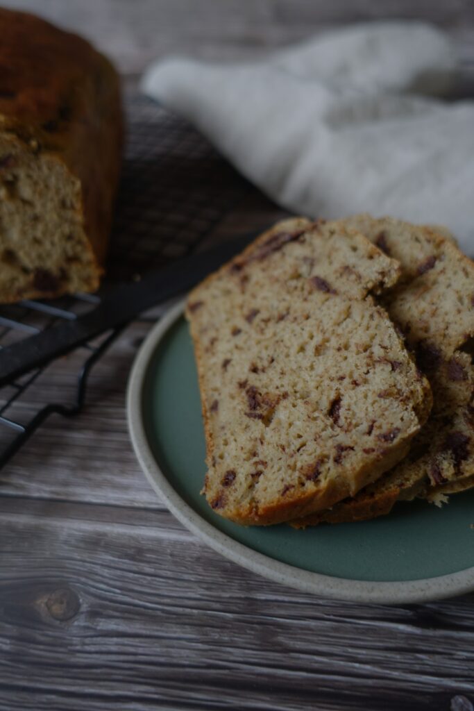 Bananbrød med mørk sjokolade